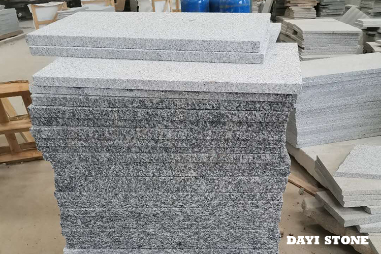 G603-ZP Grey Granite Pavingstone Surface Bushhammered others sawn 80x40x3cm - Dayi Stone